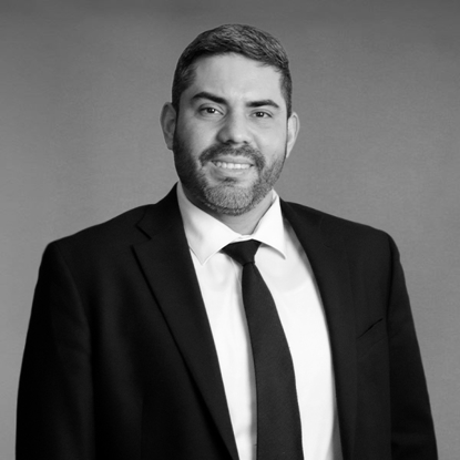 Francisco  Oporta Photo